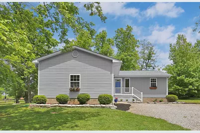 1366 Windsor Court, Circleville, OH 43113 - Photo 2
