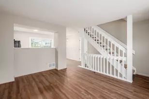 7895 Barkwood Dr, Columbus, OH 43085 - Photo 6