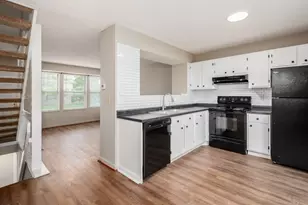 7895 Barkwood Dr, Columbus, OH 43085 - Photo 8