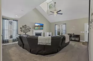 2109 Legends Dr, Grove City, OH 43123 - Photo 6