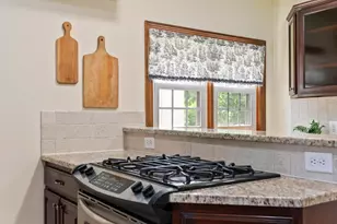 2762 Tremont Rd, Columbus, OH 43221 - Photo 32