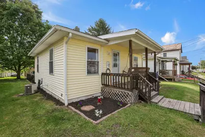 95 S Pembroke Avenue, Zanesville, OH 43701 - Photo 1