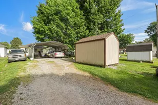 95 S Pembroke Ave, Zanesville, OH 43701 - Photo 24