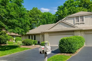 9274 Muirkirk Dr, Dublin, OH 43017 - Photo 2