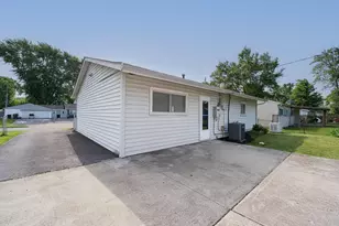 3621 Tylor Dr, Columbus, OH 43232 - Photo 20