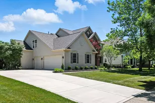 8066 Summerhouse Dr W, Dublin, OH 43016 - Photo 4