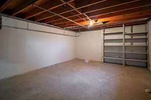 1293 W Old Henderson Rd, Columbus, OH 43220 - Photo 22