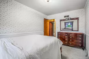 1293 W Old Henderson Rd, Columbus, OH 43220 - Photo 18