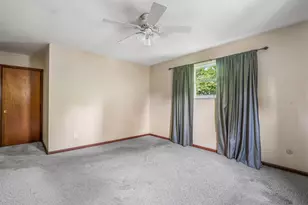 1293 W Old Henderson Rd, Columbus, OH 43220 - Photo 14