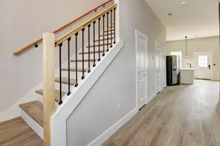 88 E Innis Ave, Columbus, OH 43207 - Photo 4