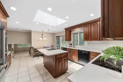 2869 N Star Road, Columbus, OH 43221 - Photo 6