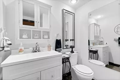 2093 Brookhurst Avenue #B, Columbus, OH 43229 - Photo 16