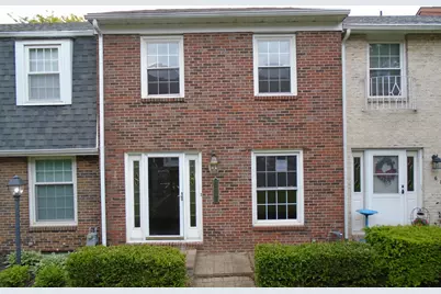 617 Simbury Street #D-8, Columbus, OH 43228 - Photo 1