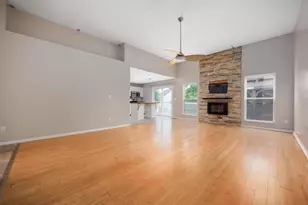 3477 Hail Ridge Dr, Reynoldsburg, OH 43068 - Photo 4