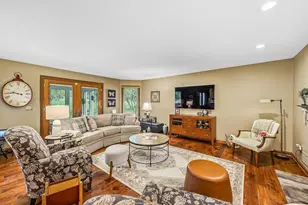 7691 Godfrey Cir, Reynoldsburg, OH 43068 - Photo 14