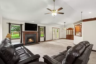 42 Millstone Cir, Pataskala, OH 43062 - Photo 4