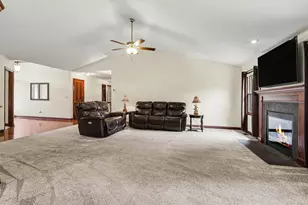 42 Millstone Cir, Pataskala, OH 43062 - Photo 8