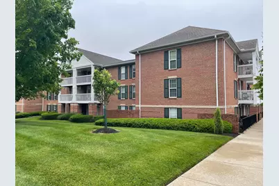 5935 N High Street #215, Worthington, OH 43085 - Photo 2
