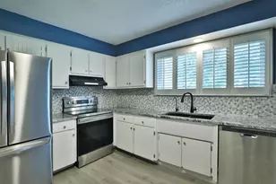 5375 Ivywood Ln, Columbus, OH 43229 - Photo 16