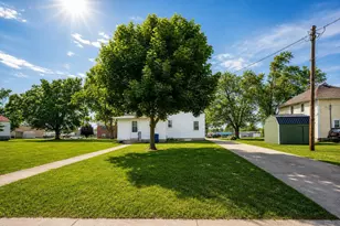 1109 Greenwood St, Bellefontaine, OH 43311 - Photo 32