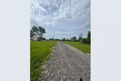 12438 Adams Lane SW, Pataskala, OH 43062 - Photo 2