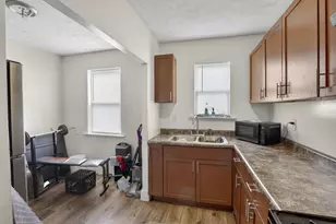 1303 E 22nd Ave, Columbus, OH 43211 - Photo 16
