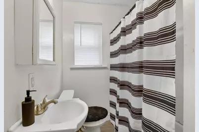 1303 E 22nd Avenue, Columbus, OH 43211 - Photo 18