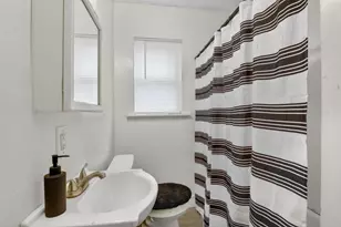 1303 E 22nd Ave, Columbus, OH 43211 - Photo 18