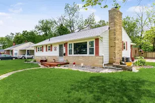 3119 Lotz Dr, Grove City, OH 43123 - Photo 2