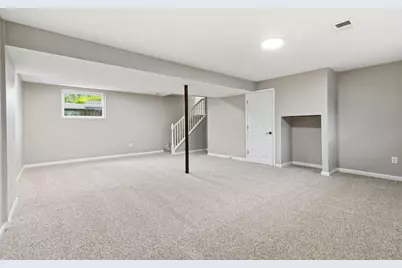 2127 Shawbury Court E, Columbus, OH 43229 - Photo 20