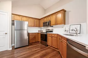 4354 Crimson Maple Ln, Westerville, OH 43082 - Photo 2