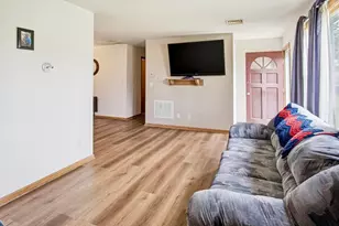 289 Elm St, Duncan Falls, OH 43734 - Photo 12
