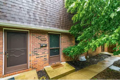 1884 Willoway Circle S, Columbus, OH 43220 - Photo 1