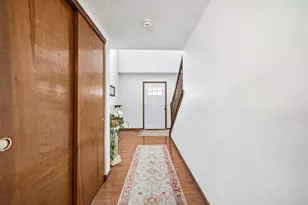 1063 Margate Cir E, London, OH 43140 - Photo 12