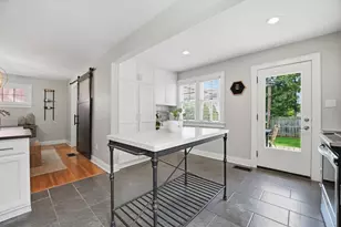 388 Brevoort Rd, Columbus, OH 43214 - Photo 20