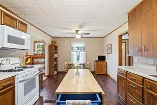 750 W 9th St, Marysville, OH 43040 - Photo 18