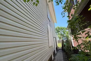 137 S Burgess Ave, Columbus, OH 43204 - Photo 4
