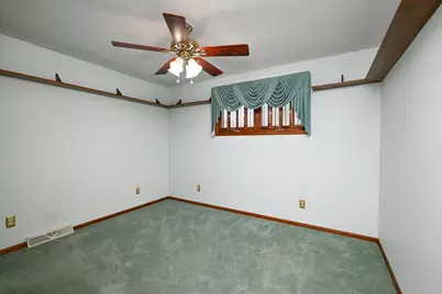 1208 Crescent Heights Road, Marion, OH 43302 - Photo 22