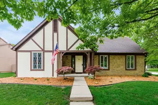 6886 Lakebrook Blvd, Columbus, OH 43235 - Photo 1
