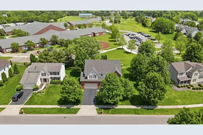 2201 Parklawn Drive, Lewis Center, OH 43035 - Photo 6