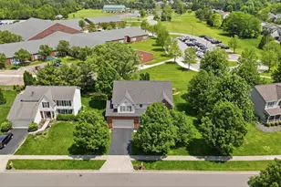 2201 Parklawn Dr, Lewis Center, OH 43035 - Photo 6