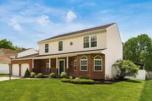 305 MacKenzie Dr, Pickerington, OH 43147 - Photo 2