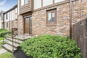 5045 Marden Ct, Columbus, OH 43230 - Photo 4