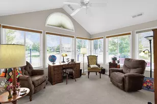 1196 Trotter Ln, Circleville, OH 43113 - Photo 8