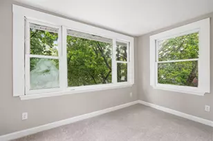 298 N Burgess Ave, Columbus, OH 43204 - Photo 28