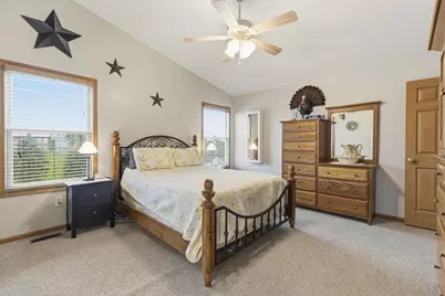206 Dowler Drive, Ashville, OH 43103 - Photo 18