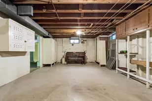 2928 N Gresham Rd, Columbus, OH 43204 - Photo 32