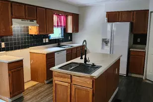4876 Bixby Ridge Dr E, Groveport, OH 43125 - Photo 2