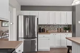 7476 Liberton Pl, Columbus, OH 43085 - Photo 14