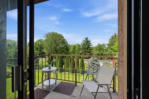 5885 Beechcroft Rd, Columbus, OH 43229 - Photo 2